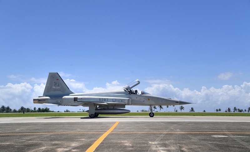 戰機彈射椅換裝 行政院：國防部已核定7.8億元