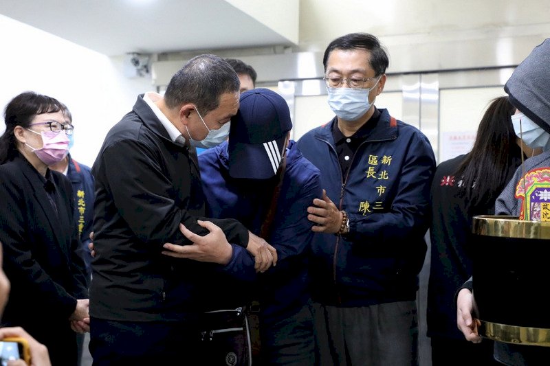 悲傷清明！太魯閣號事故&nbsp; 師生15死45傷
