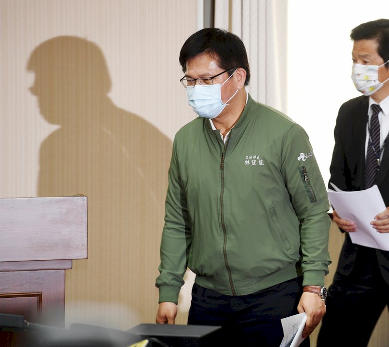 林佳龍致台鐵員工信：堅辭部長、盼喚起各界支持台鐵改革