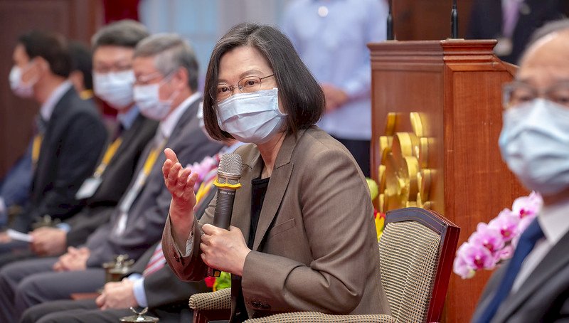 總統：後疫情時代 產業創新升級是台灣必走之路