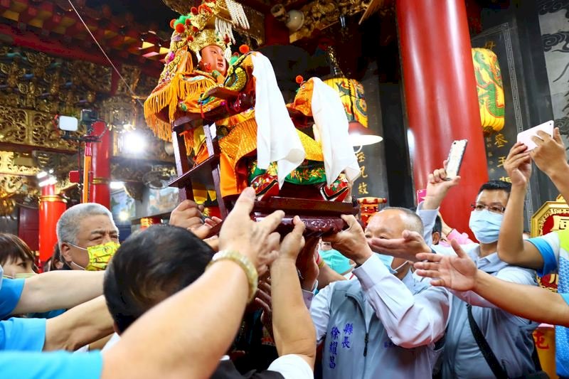 「進喔！」白沙屯媽祖進香回宮安座  信眾擠爆