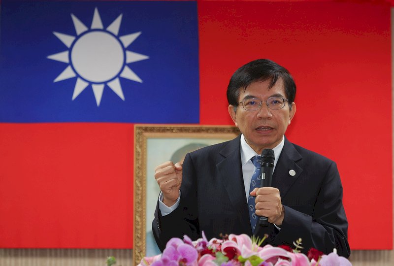 台鐵局長交接 王國材：安全及財務改革齊頭並進