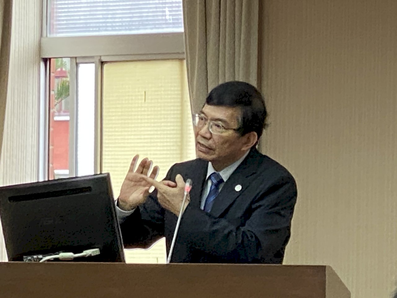 諾富特成防疫破口 王國材：努力補破口、尋求經濟與防疫平衡點