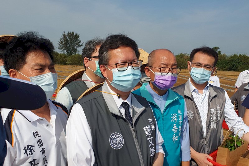 拴緊螺絲  鄭文燦：外籍機師不能成為破口