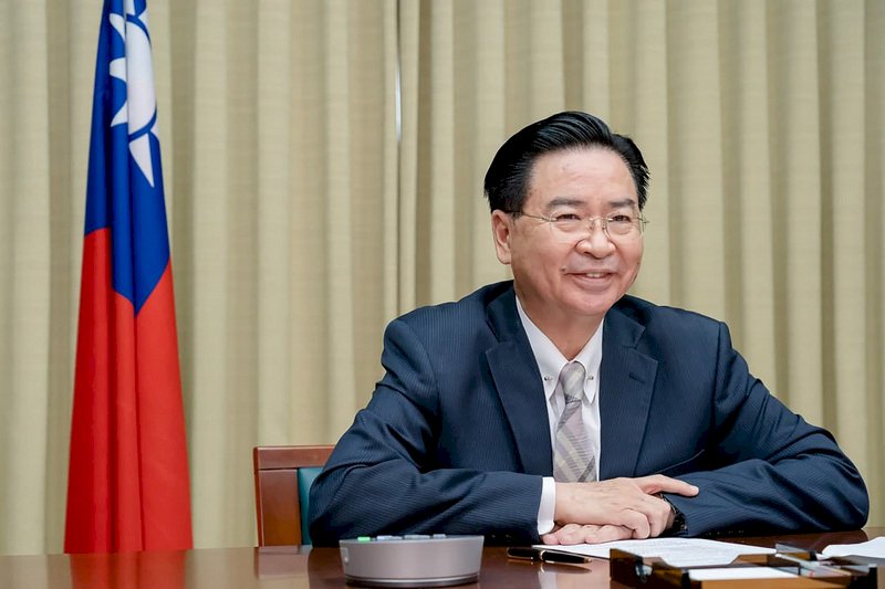 吳釗燮加媒專訪：不能讓中國占領民主台灣