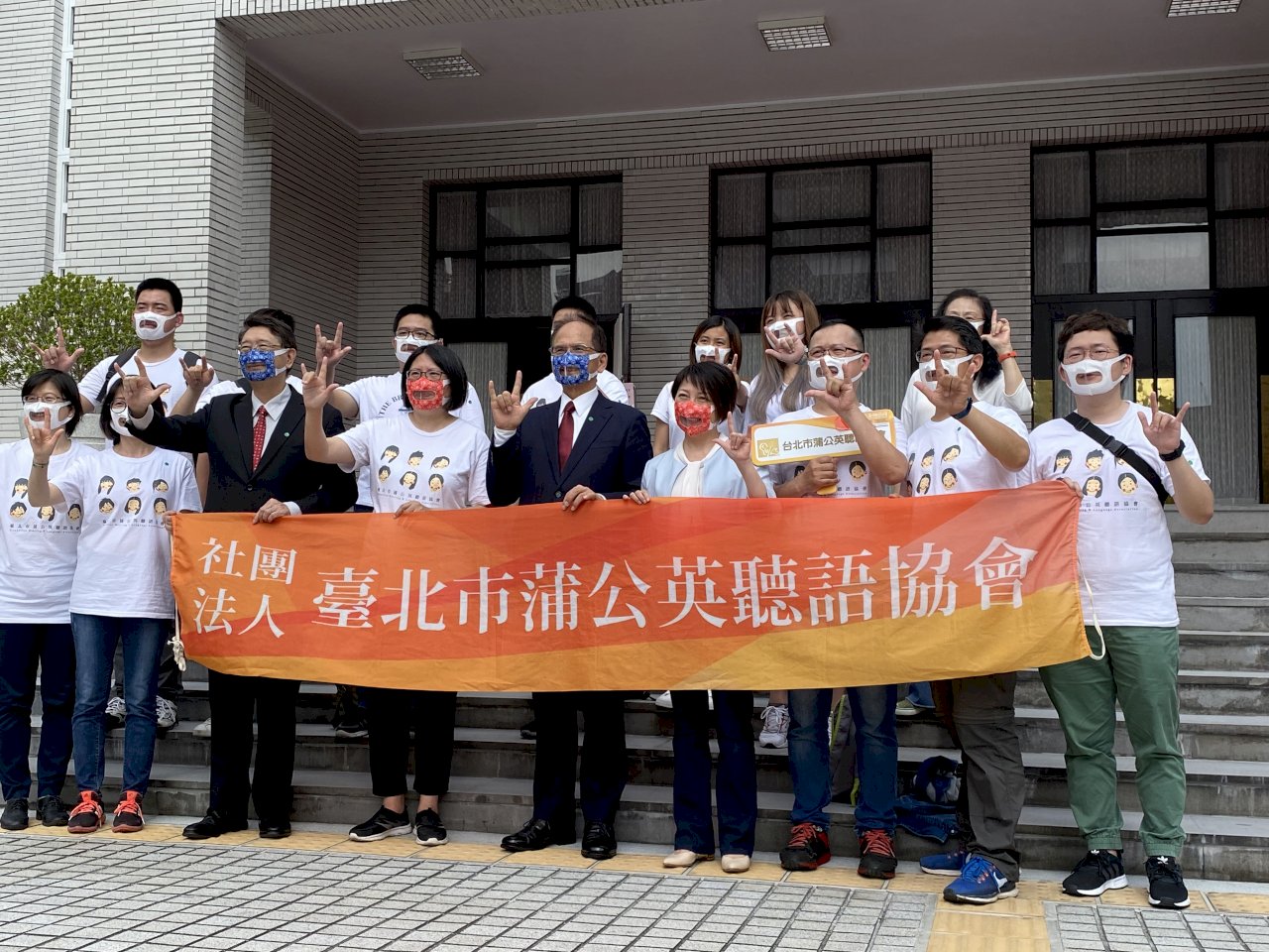 游錫堃感謝法參議院挺台 「台灣2300萬人的努力不會白費」