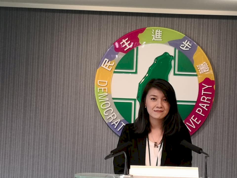 配合防疫升級 民進黨中常會改採線上視訊會議