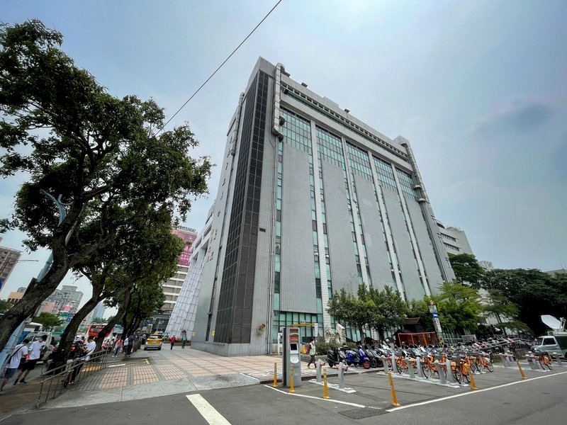 北市聯醫和平院區護理師一家3人確診   全院採檢