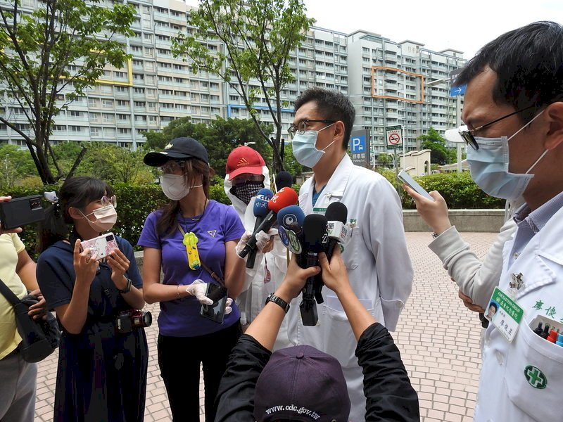 疫情讓他們有名 這些，是所堅持和關心