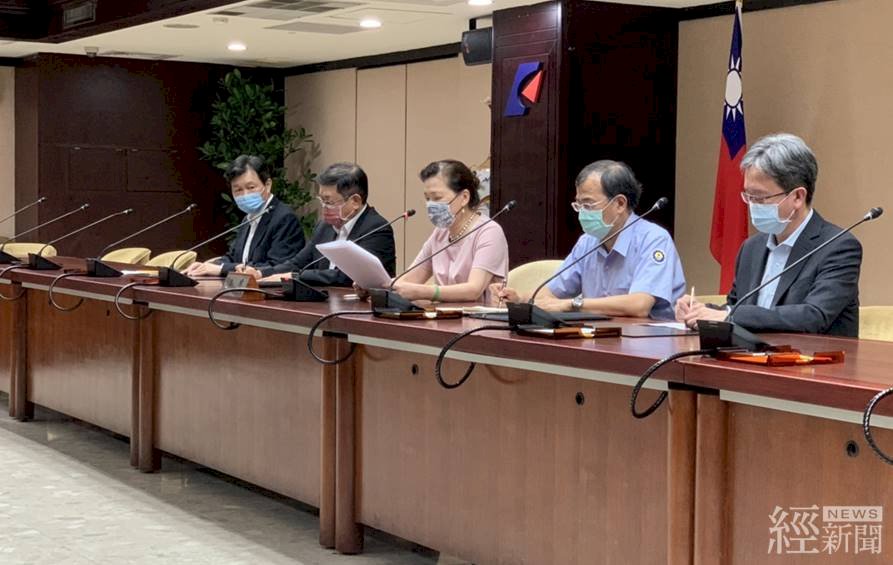 經長錄影片為兩度停電致歉 強調夜間尖峰是供電新挑戰(影音)