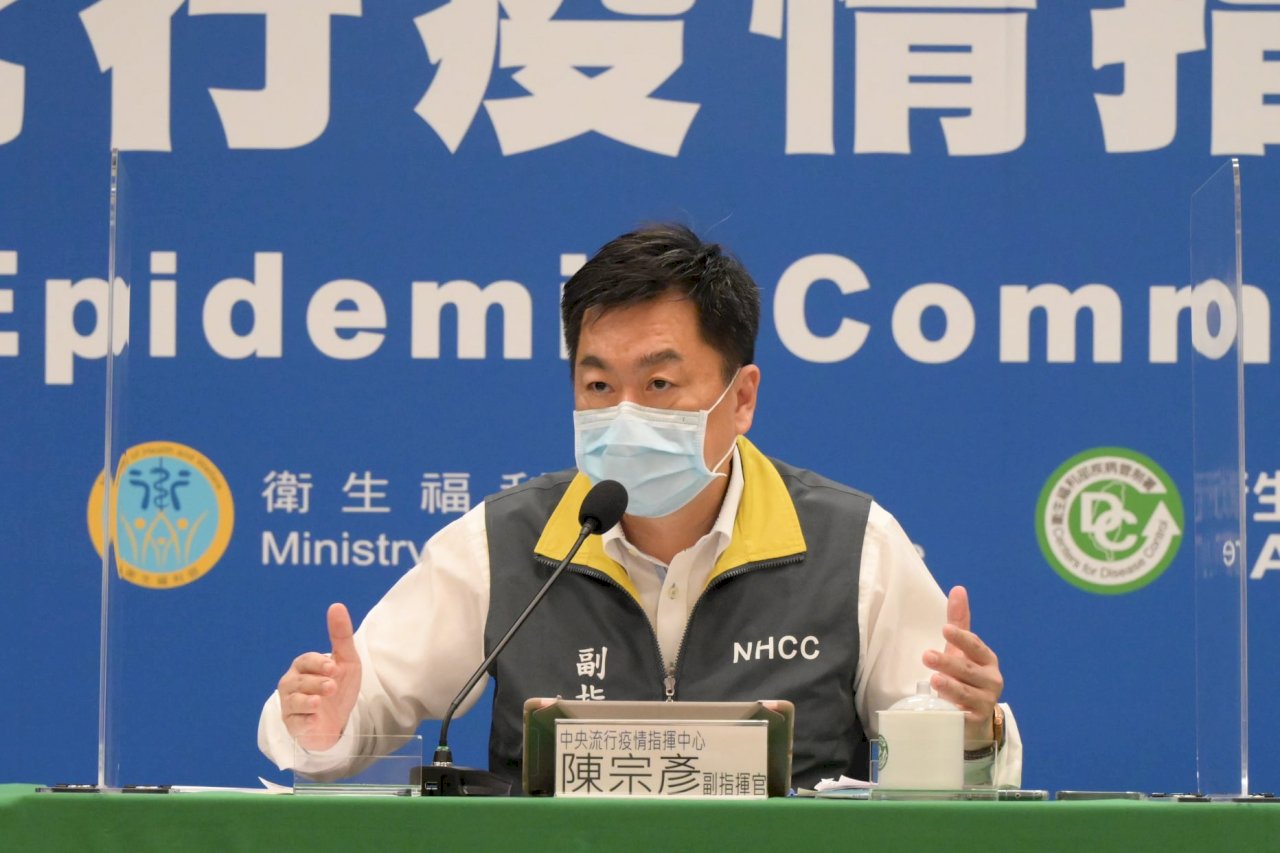 全國防疫會議拍板   若單獨自駕才可免戴口罩