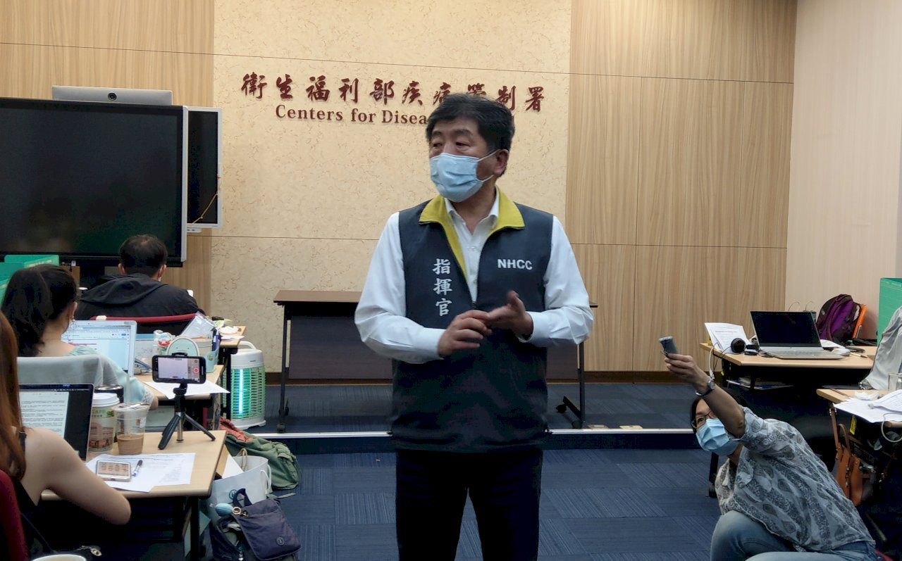 莫德納疫苗明抵台 陳時中：預計兩週內完成封緘檢驗 開放第一類醫護接種