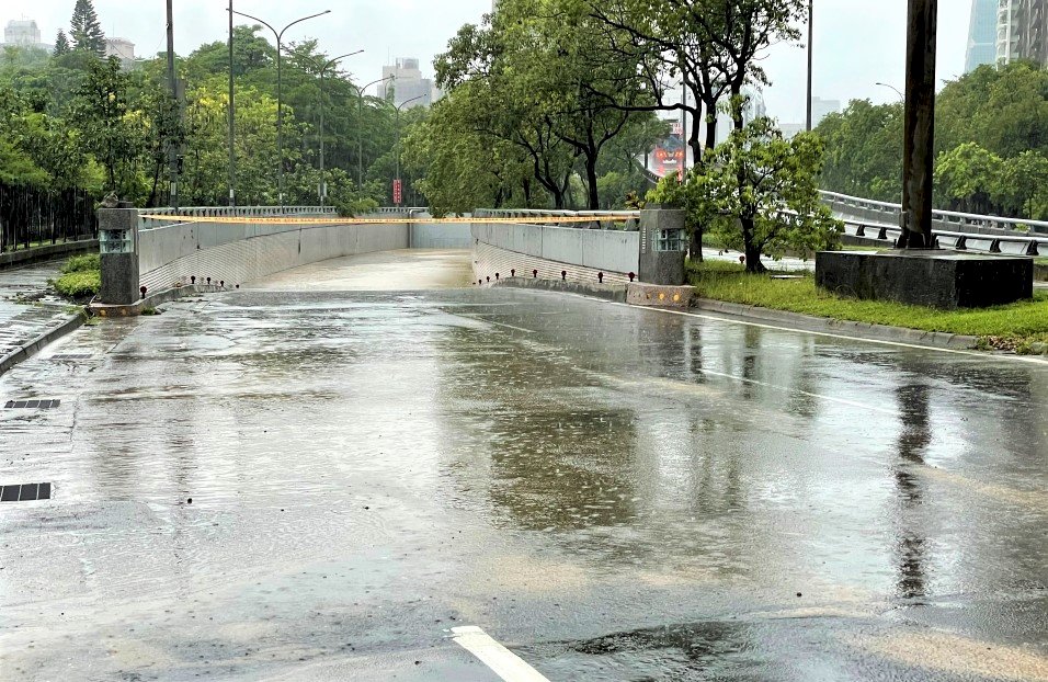 梅雨季第1波滯留鋒 估13日報到帶來降雨