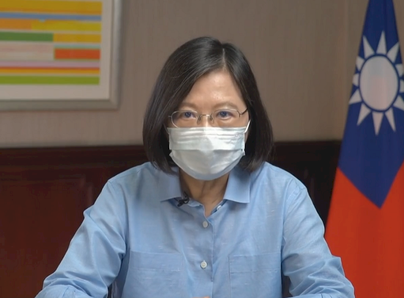 國產疫苗能否獲EUA 總統：依國際標準 以專業嚴謹程序審查
