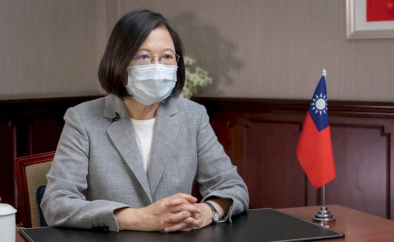 高端疫苗進入審查階段 總統：讓科學、數據說話