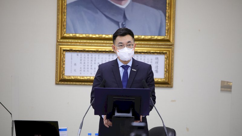 郭台銘指買疫苗綠派系有意見 江啟臣：總統應說明