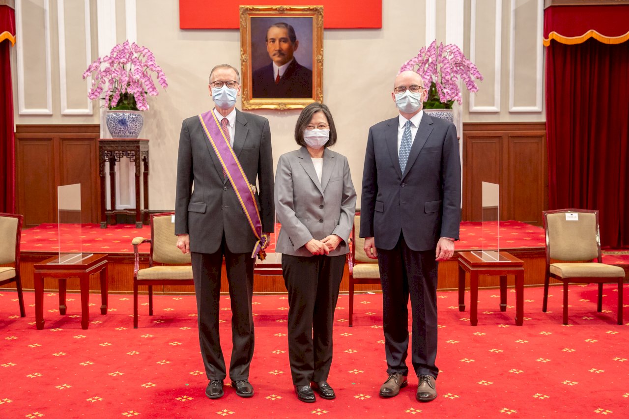 真朋友真進展 民進黨：感謝酈英傑為台美關係的付出