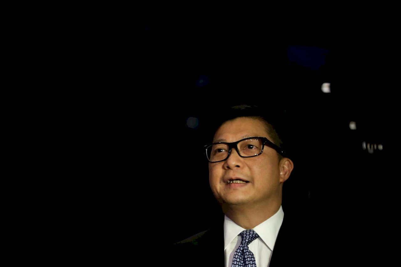 妻子及傭人確診　鄧炳強檢測陰性