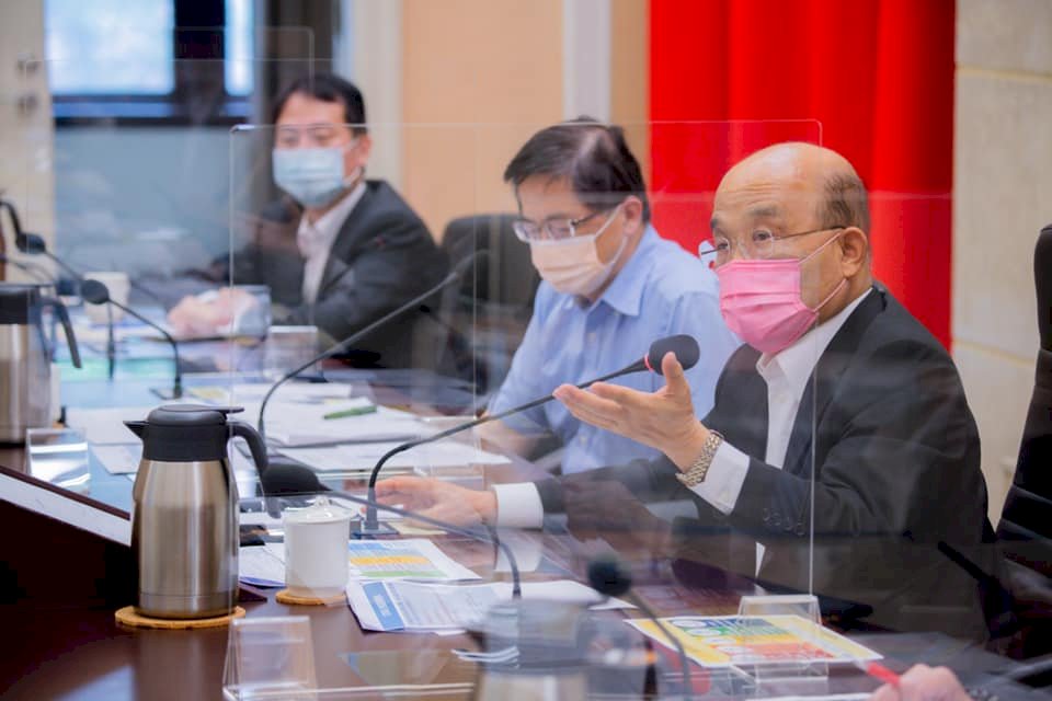 盧碧將減弱為熱低壓 蘇揆指示留意致災性強降雨