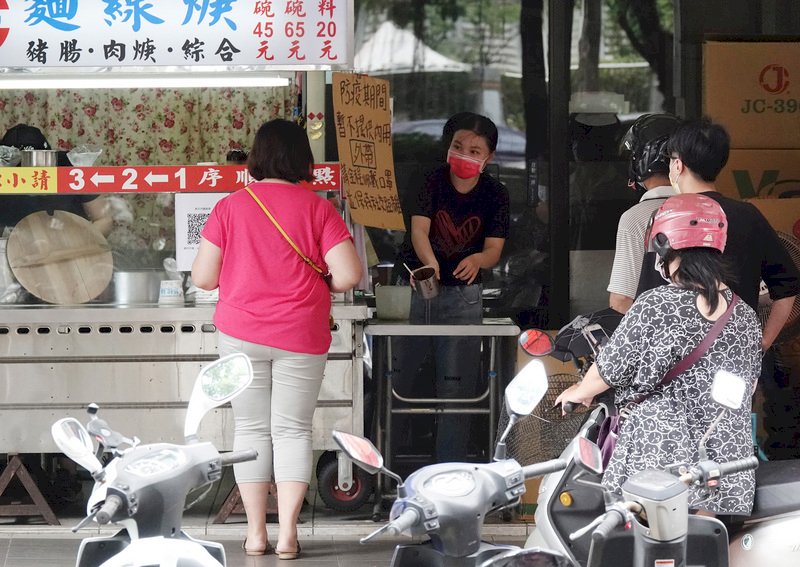 暑期打工無故曠職3日 勞動部：可依法解僱