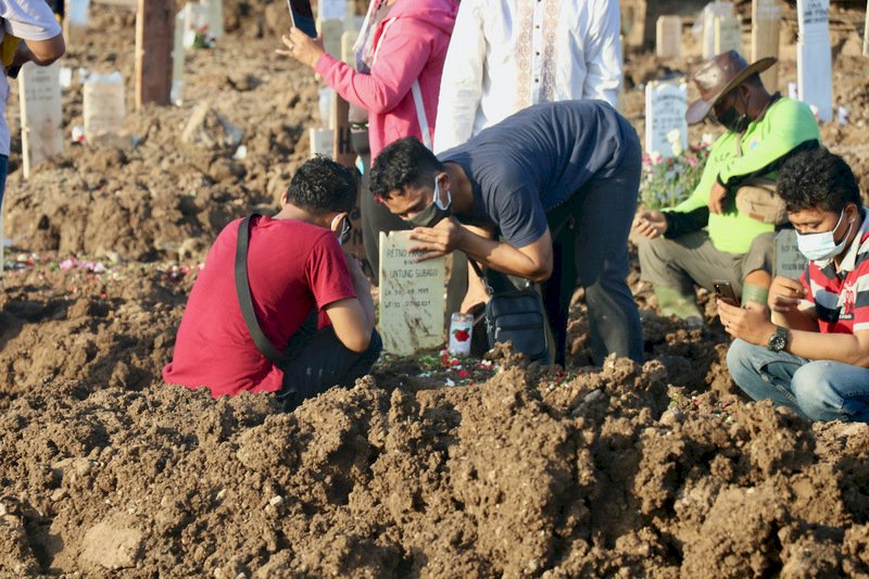 印尼連4天單日死亡破千 &nbsp;雅加達逾3000人等病床