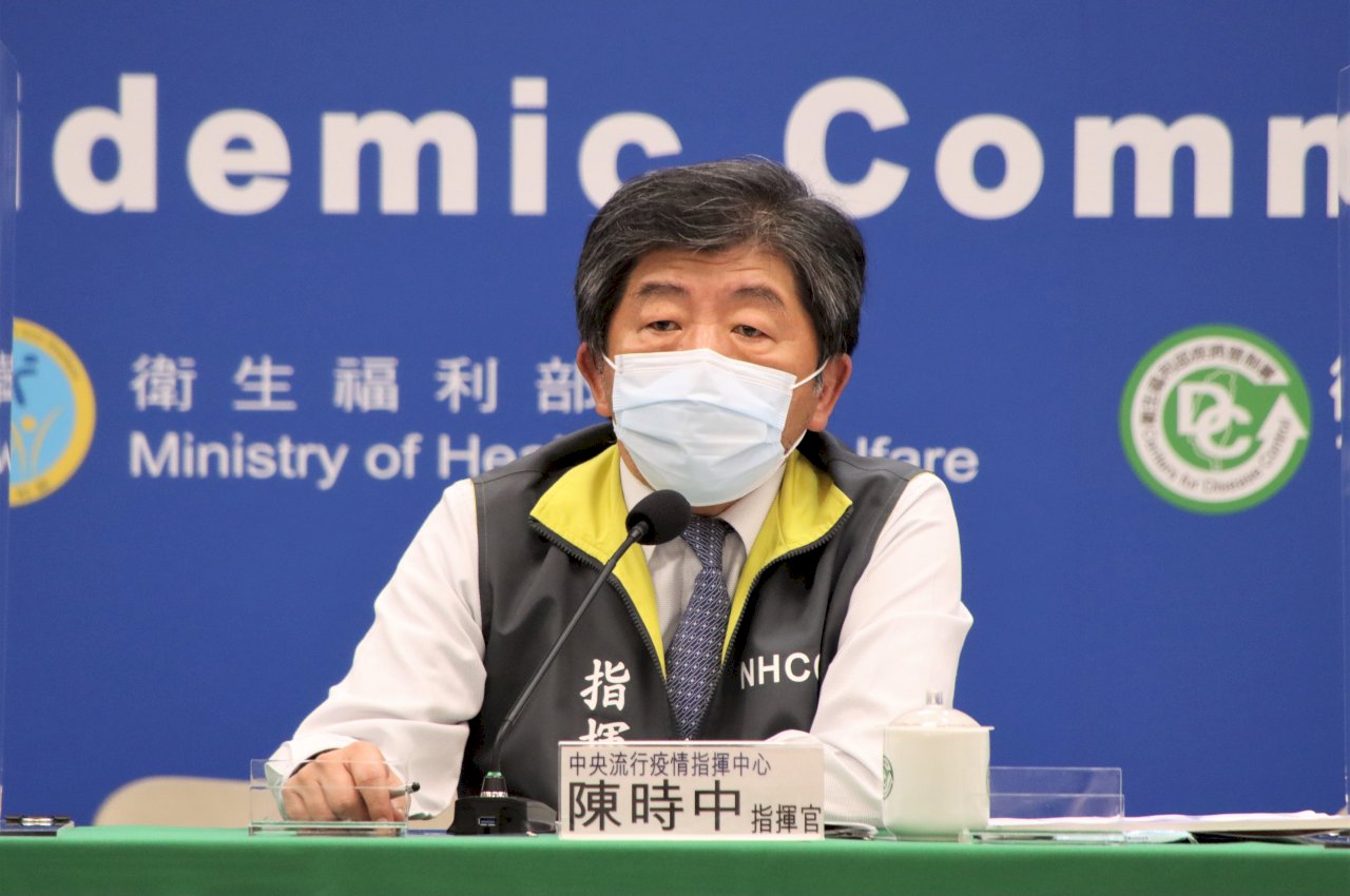 基層醫護混打只能打剩餘疫苗、殘劑？ 指揮中心澄清沒有限制