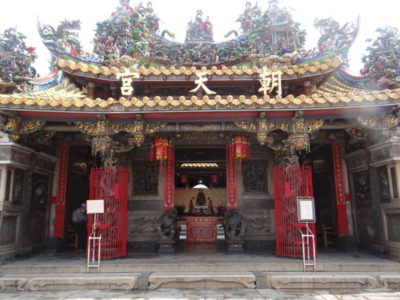 下週的台灣歷史回顧：朝天宮奉天宮媽祖會香、國防部將軍購業務人員納入財產申報、羅賢哲共諜案