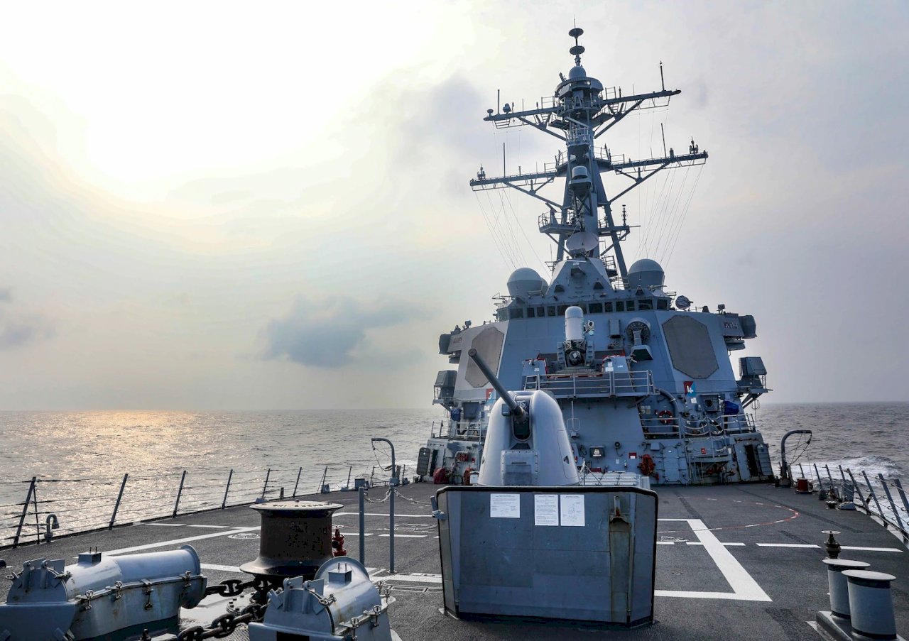 美艦28日穿越台海 共軍：隨時應對一切挑釁