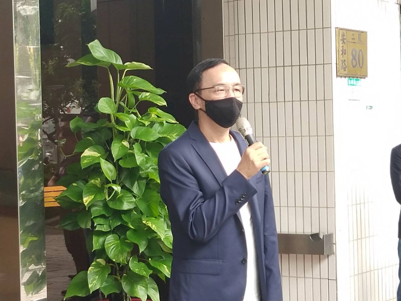朱立倫質疑國民黨領導力 江啟臣：逆境承擔