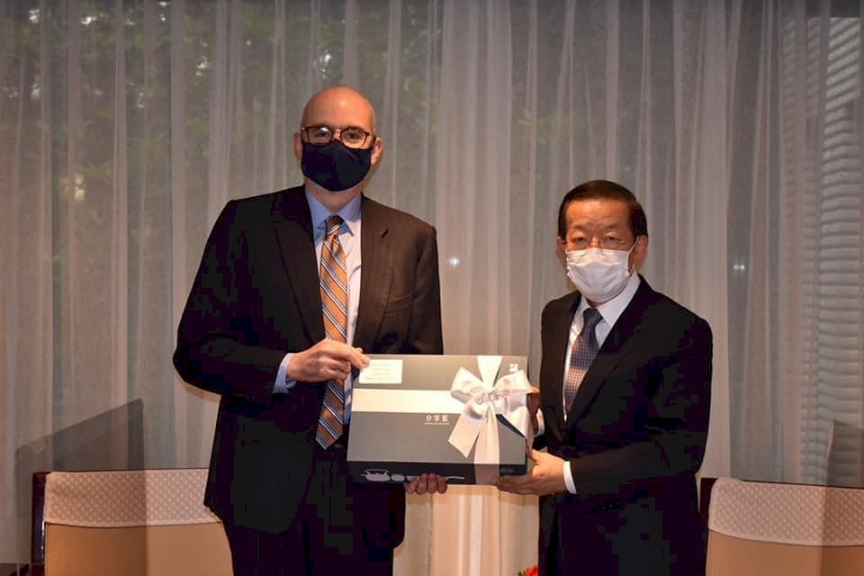 谷立言訪謝長廷談台美日合作 外交部欣見深化往來