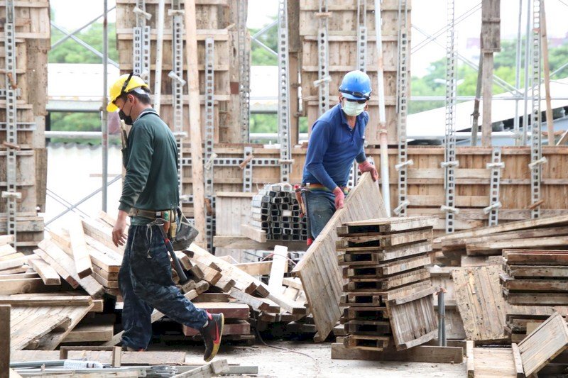 勞動部統計近3年春節職災  營建業居冠、型態以墜落最多
