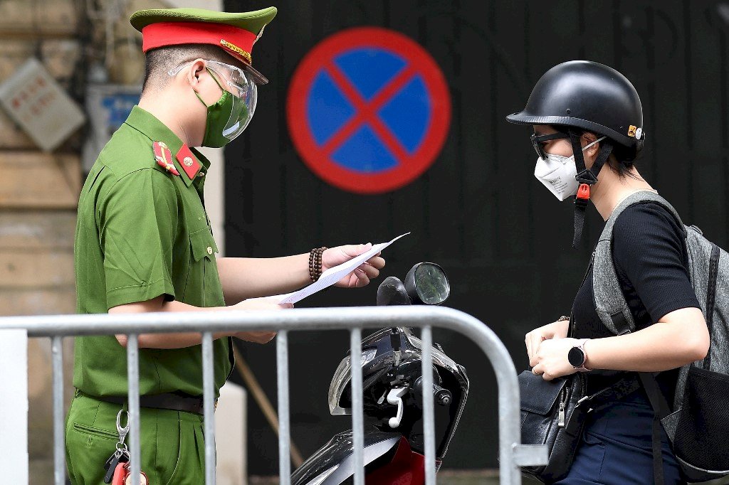 疫情死亡人數攀升 越南部署軍隊並發布居家禁足令