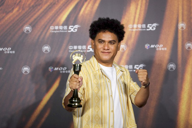 金曲32／桑布伊第3度抱回最佳原住民語歌手大獎