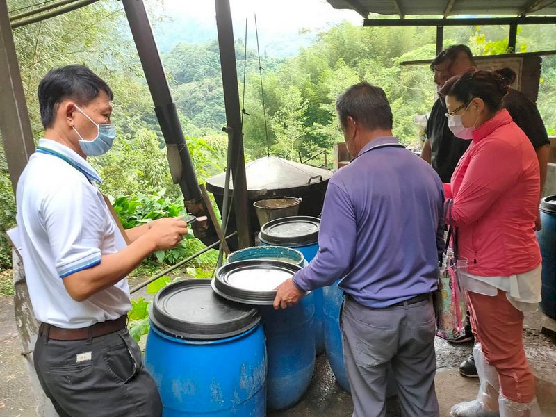 環團質疑禁廚餘養豬倉促上路 環保署：先焚化、掩埋處理
