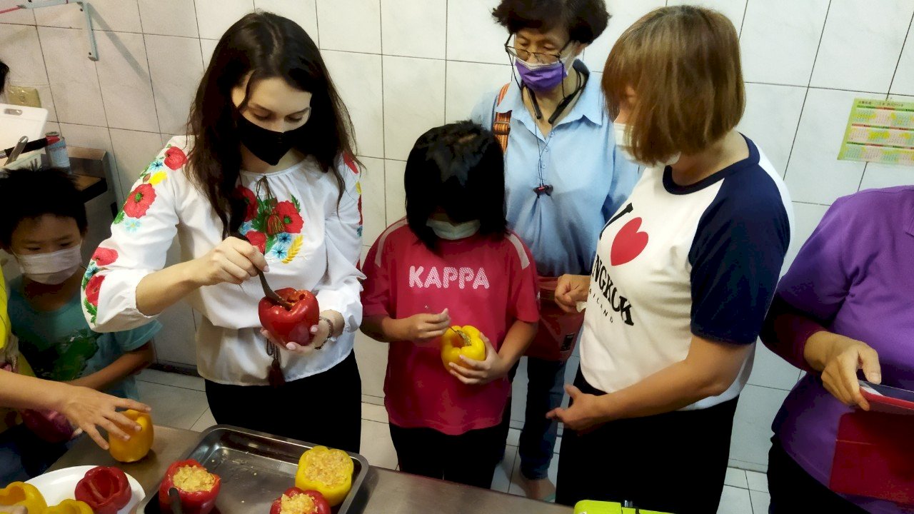 4國新住民開課 用家鄉私房菜環遊世界