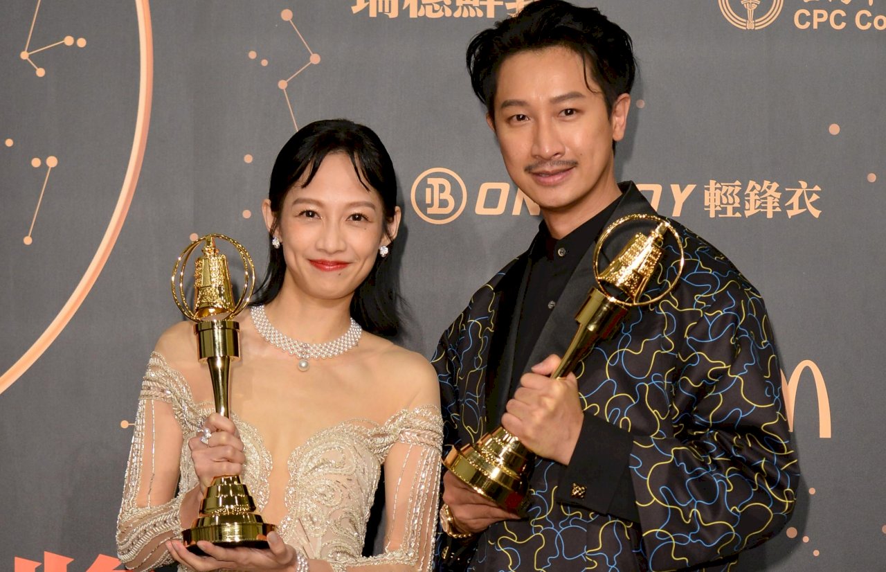 電視金鐘56／戲劇節目男女配角：Darren、簡嫚書