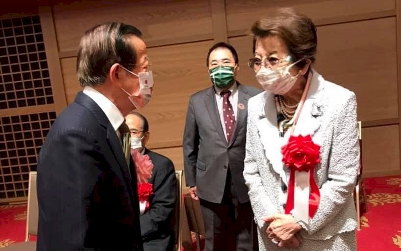 用行動力挺台灣！安倍晉三93高齡母4度出席駐日代表處國慶活動