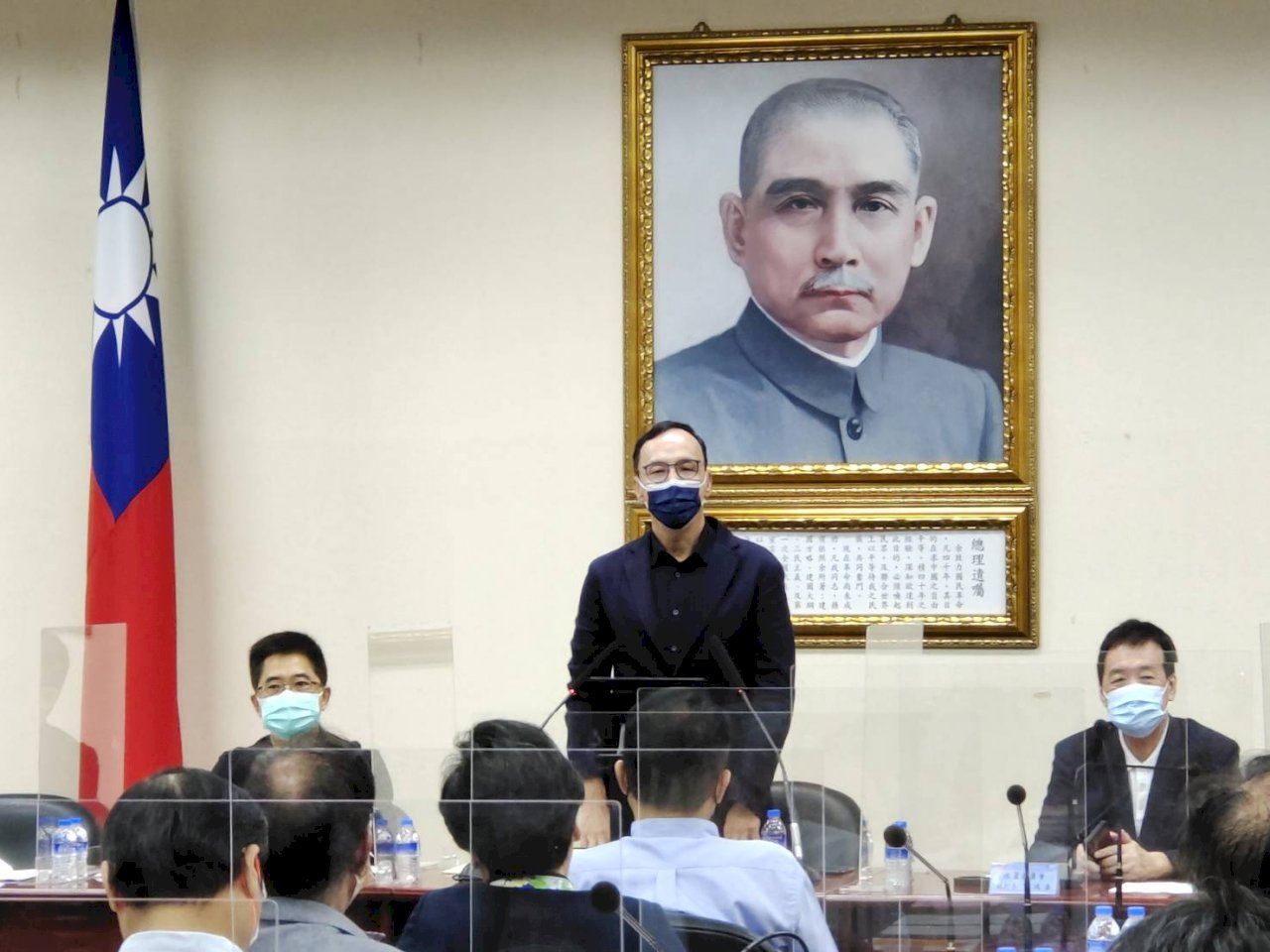 朱立倫：蘇貞昌污辱女性、藐視國會 應道歉下台