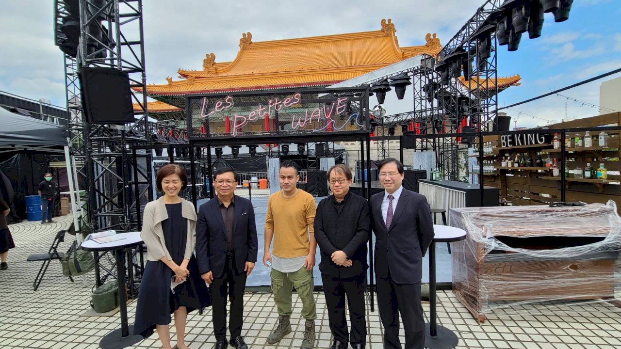 國內首部5G科技劇場展演！《神不在的小鎮》挑戰全新虛實觀演體驗 （ 影音）