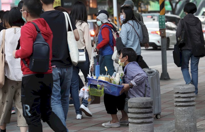 今年人均GDP逾3.2萬美元、2025還將超越韓國  民眾為何無感？