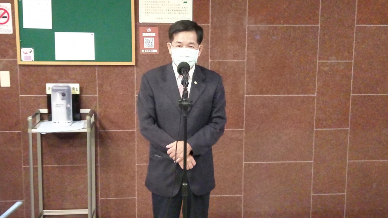 總統提「英檢取代考試」立院論戰 教長：明年入學方式不變