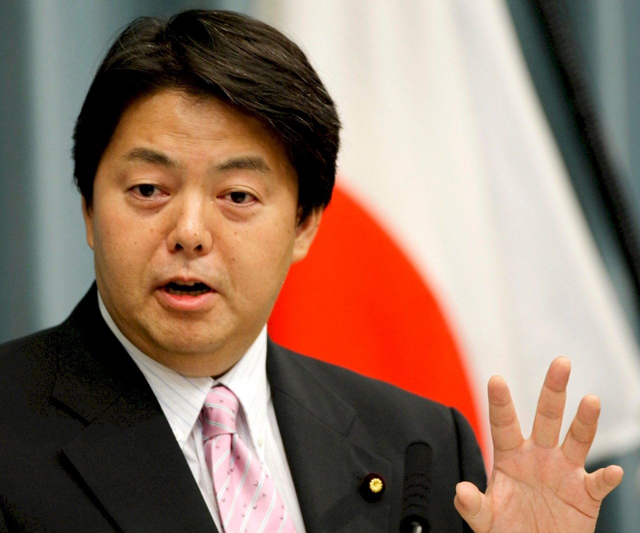 駐日美軍成防疫破口 日外相要求美方管制外出