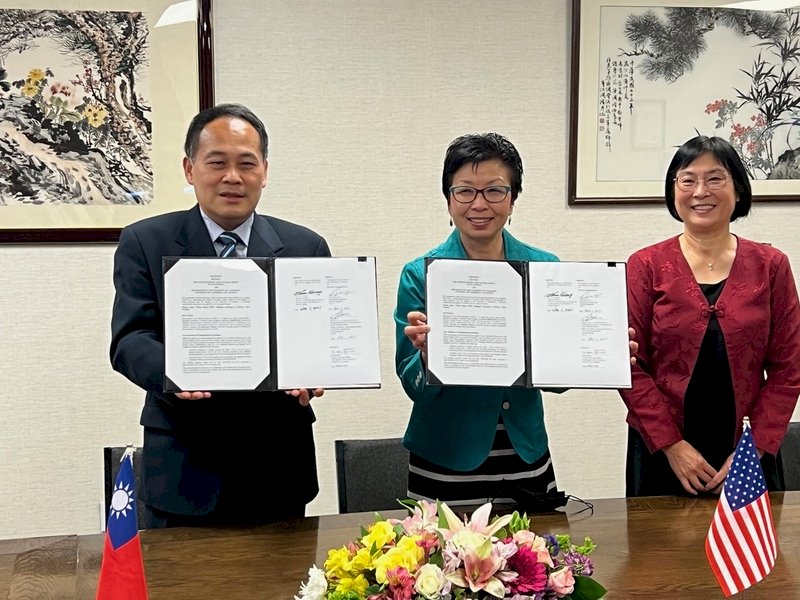 台美教育合作 洛杉磯駐處與UCLA簽署協議