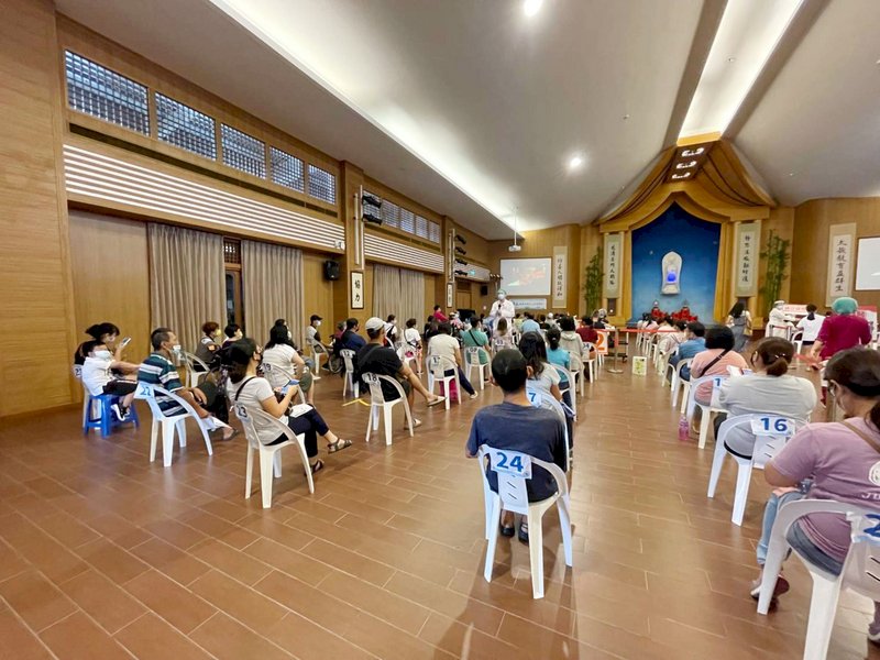 安泰醫院88人錯打疫苗 8人發燒痠痛就醫