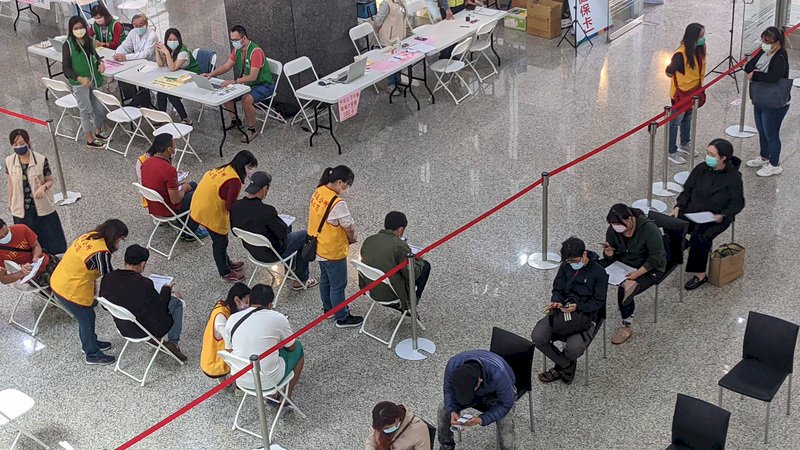 移民署：已規劃專案推動逾期外來人口接種疫苗