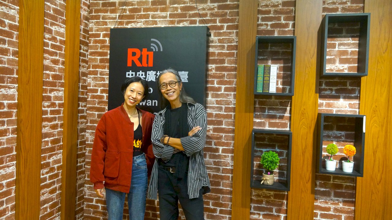 DJ Lala Lau的文化生活：DJ文化和社群，移工和境外生處境，以及韓國鼓的記憶