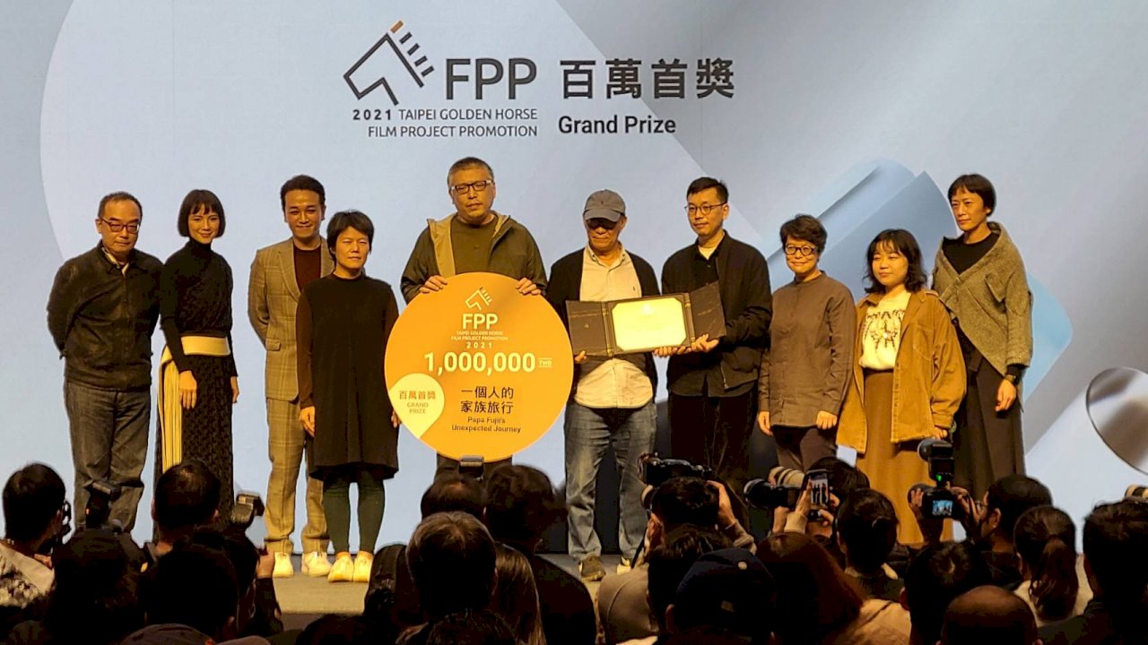 侯季然《一個人的家族旅行》 奪2021金馬創投百萬大獎