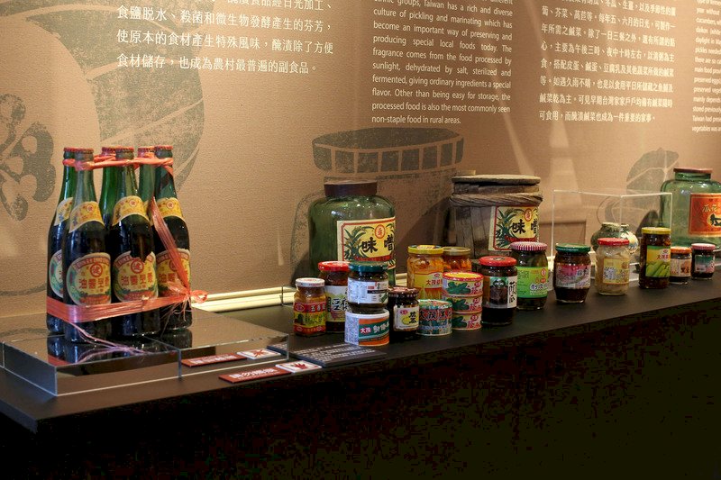 後生人投入觀光餐飲工作 該如何準備 ?    客家人保存食物的醃漬技術