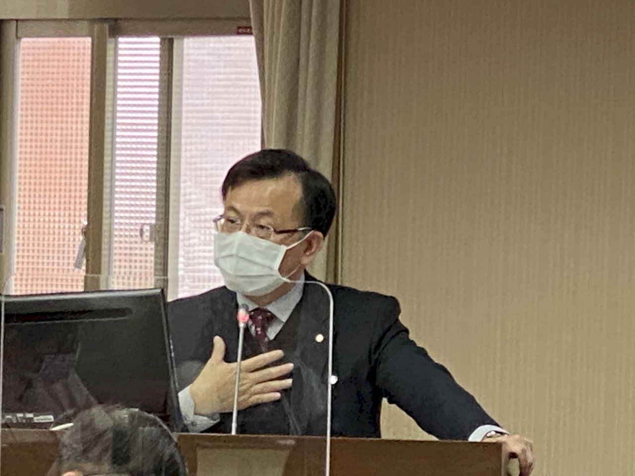 如何處理頻道卡位戰 立委官方各有立場 NCC主委：明年6月前找出解方