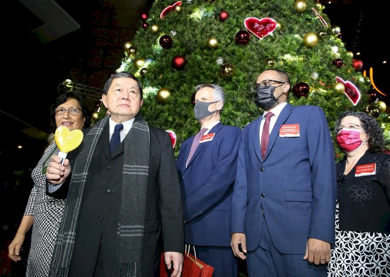 台北-上海：陸反台獨強力施壓台商、官方救恆大集團